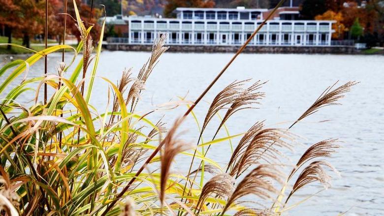 A fall photo of Altoona's Slep Student Center